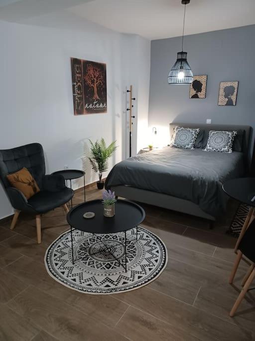 Petite Suite With Backyard. Mytilíni Dış mekan fotoğraf